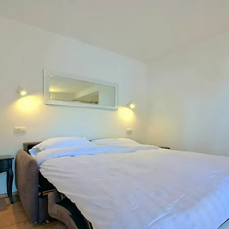 阿尔马雷公寓 公寓 *