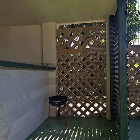 阿尔马雷公寓 罗维尼